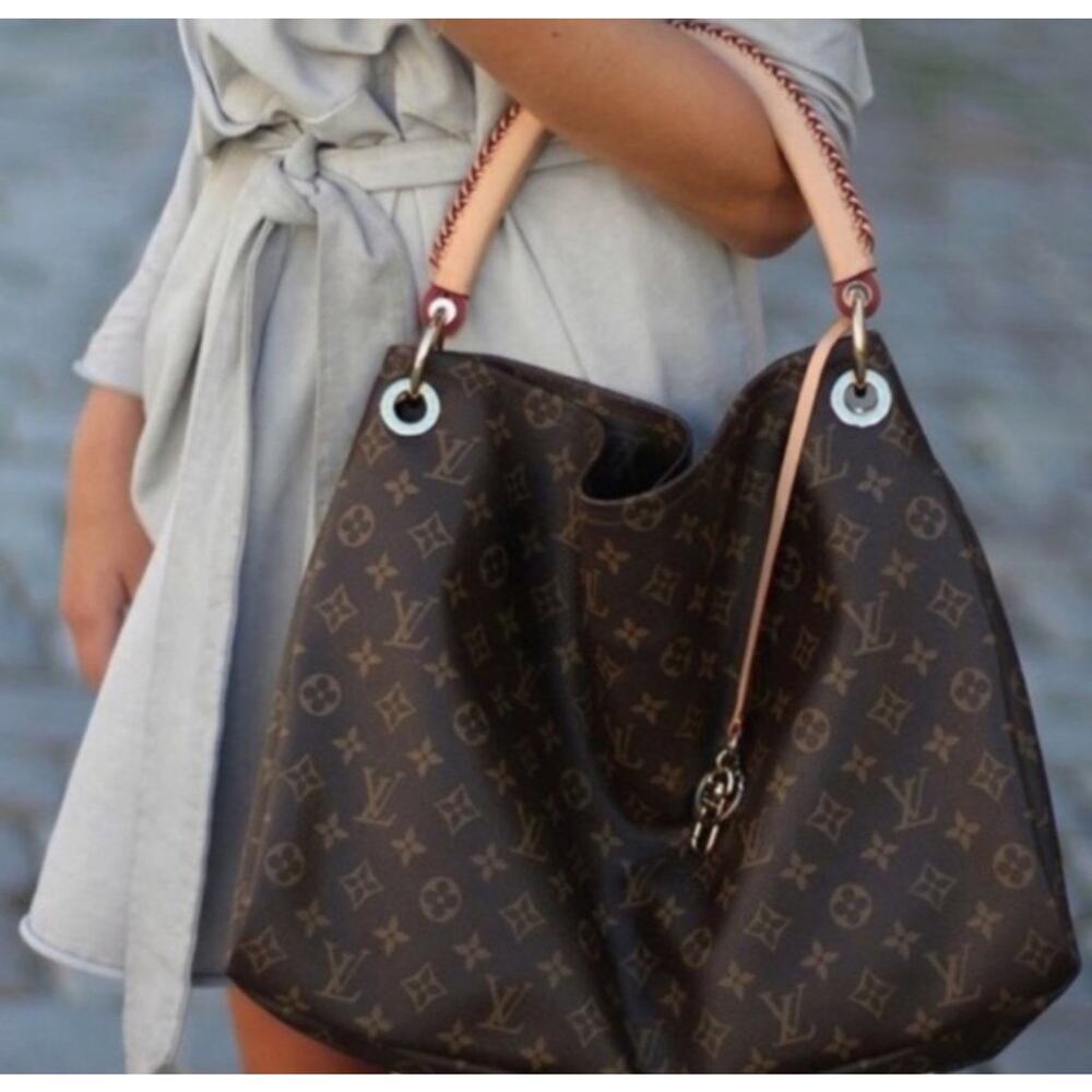 💎✨EXTRA LARGE✨💎 Authentic Louis Vuitton Artsy MM Monogram Hobo